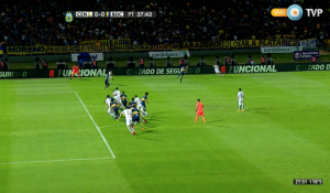 offside_OLEVID20151104_0043_35