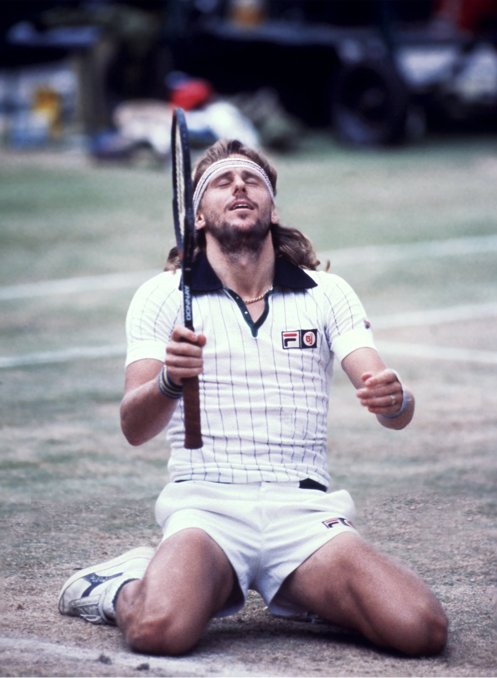 ©SCANPIX SWEDEN, 1980. Björn Borg vinner Wimbledon för femte gången. Här i segerposition på knä med slutna ögon. Foto: SCANPIX Code: 20360 *** ENGCAP: Björn Borg win Wimbledon for the fifth time.