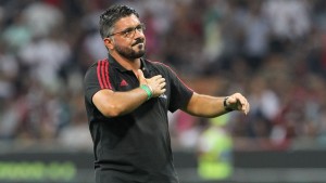 gattuso dt milan saludo